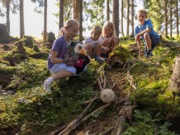 k1600_familiennester_2023-3